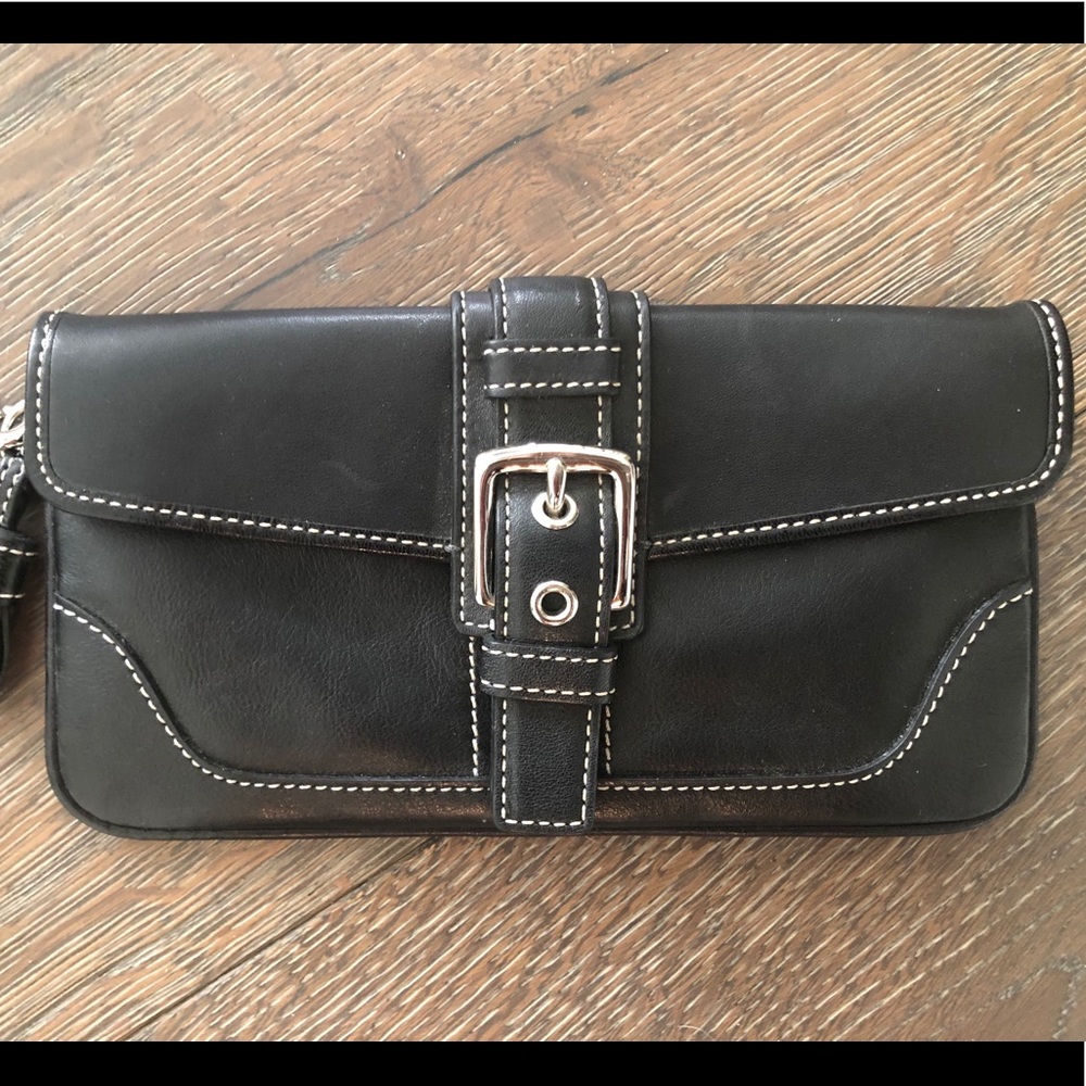 Black Leather Coach Wristlet